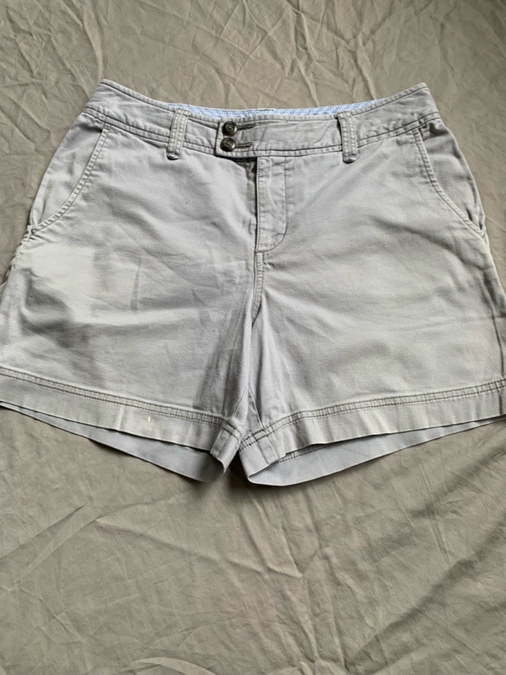 Eddie‎ Bauer Light Gray High-Rise Women's Shorts